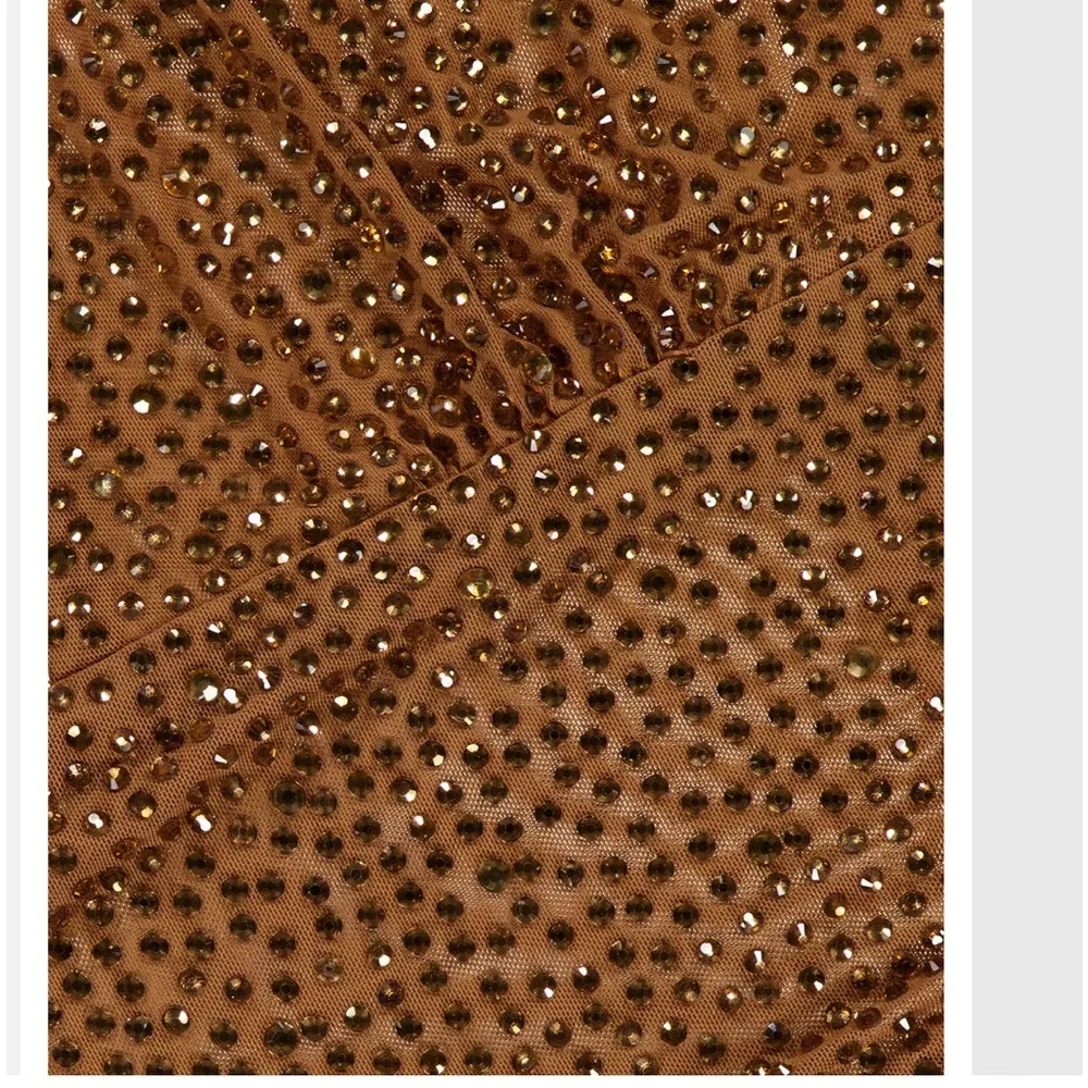 Alice and Olivia HANNAH EMBELLISHED TOP TAN/CRYSTAL - Picture 4 of 10